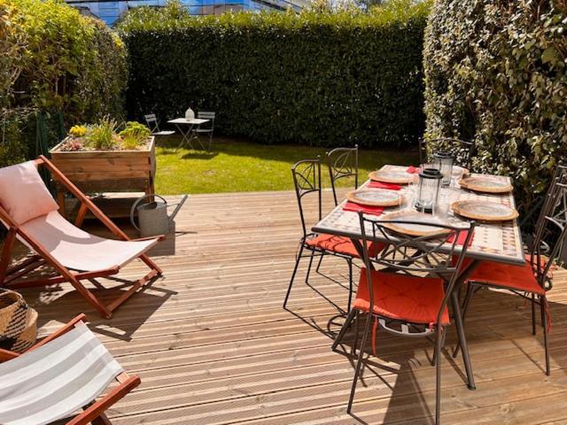 Maison Comet Avec Jardin Et Parking Orléans Esterno foto